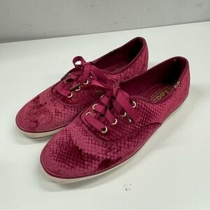 New Keds Champion Velvet in Burgundy Size 7.5